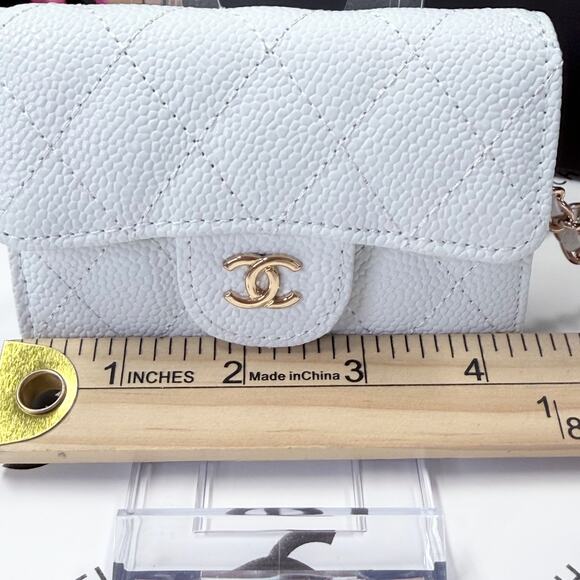 Chanel White GWP Luxury CC Logo Wallet Coin Purse Gold Hardware Cosmetic Bag - Picture 9 of 10